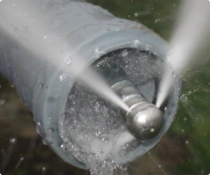 Гидродинамическая промывка и механическая очистка канализационных трубопроводов